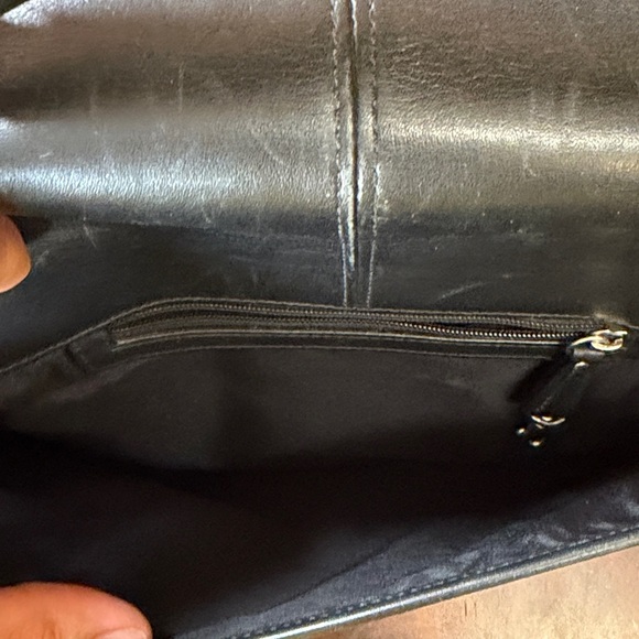 Leather Messenger Bag - Black - Picture 4 of 12